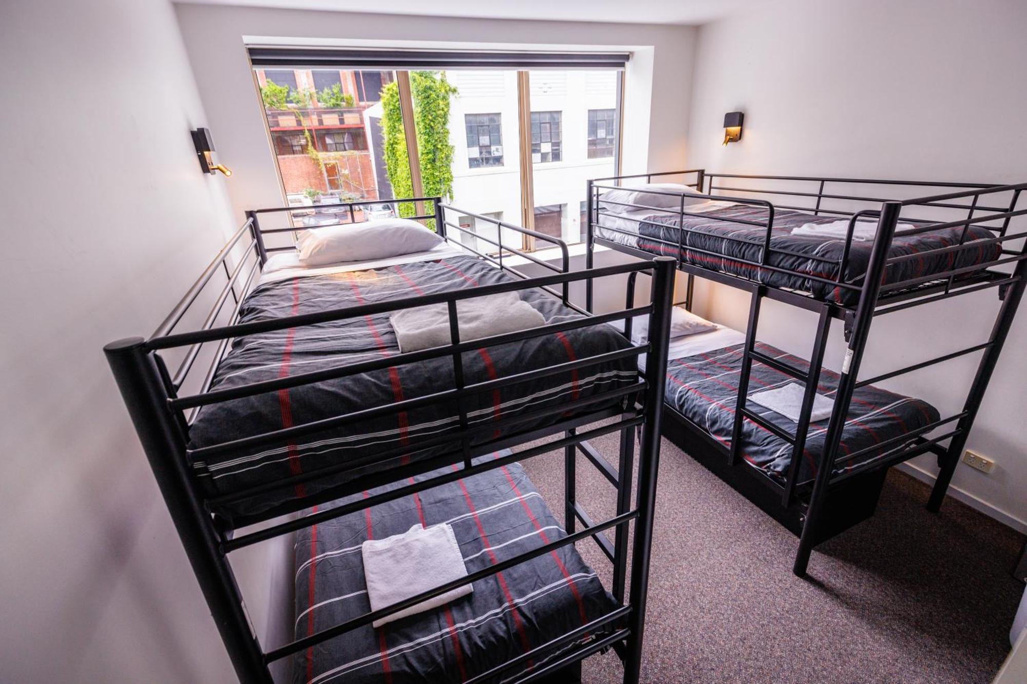 Yha Hobart Central Екстериор снимка
