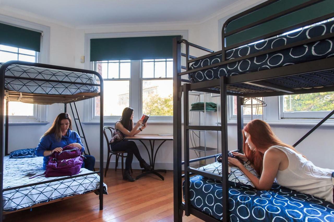 Yha Hobart Central Екстериор снимка